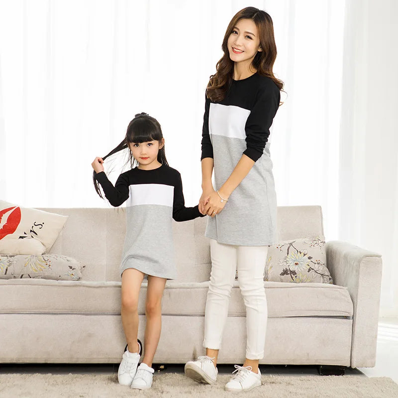Family Matching Outfits Mother Daughter Dress Family Look Family Clothing Father Son T-Shirt Cotton Patchwork Striped
