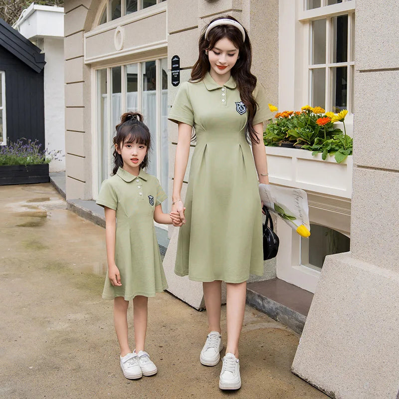Dad and Son Matching Clothes Polo Shirts Green Mom and Daughter Girls Short Sleeve Couples Dresses 2024 Summer Family Clothing